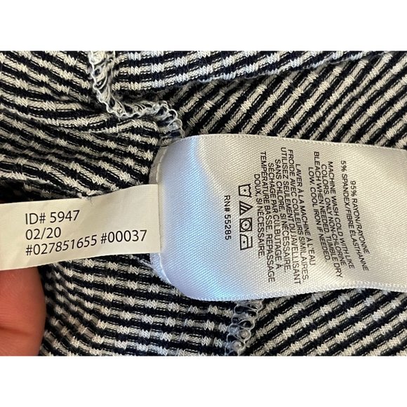 Express Womens Striped Knitted Sheath Dress Flutter Sleeve Black White Size XXS - Picture 8 of 8